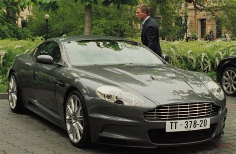 Aston martin dbs v12 james bond